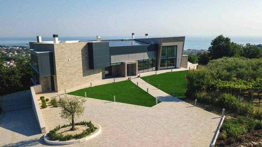 Resort per 2 persone, con sauna e piscina nonché giardino e idromassaggio in Abruzzo