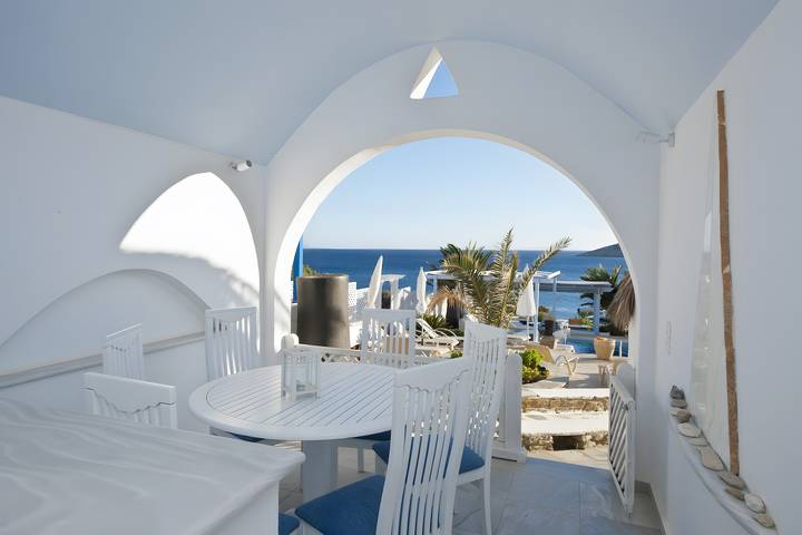 Holiday rental for 5 people, with hot tub and children pool as well as garden in Antiparos
