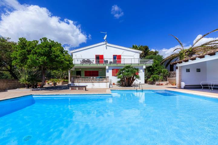 Pension voor 12 personen, met tuin op Mallorca