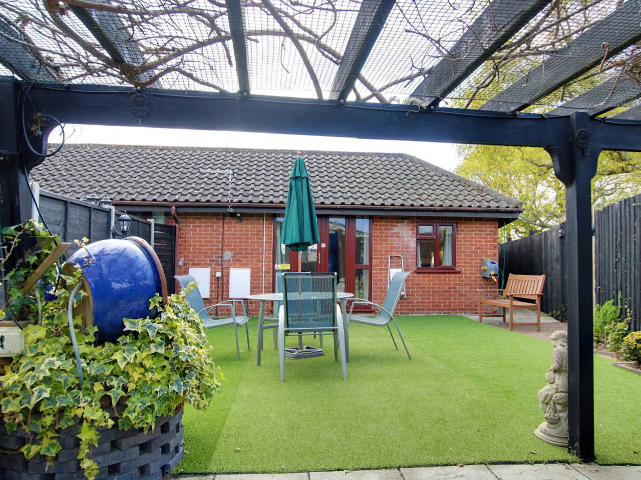 Holiday Rental for 4 People in Hamble-le-Rice, Hampshire