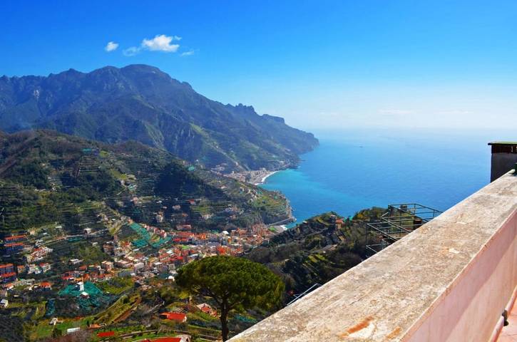 Ferienwohnung für 4 Personen, mit Balkon und Ausblick, kinderfreundlich in Ravello