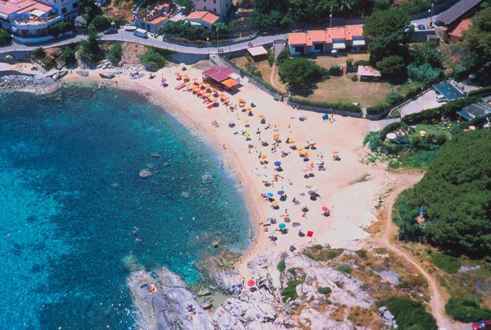 Location de vacances pour 2 personnes, avec jardin, animaux acceptés à l' Ile d'Elbe
