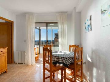Holiday Rental for 4 People in Las Calas, Torrevieja, Photo 2