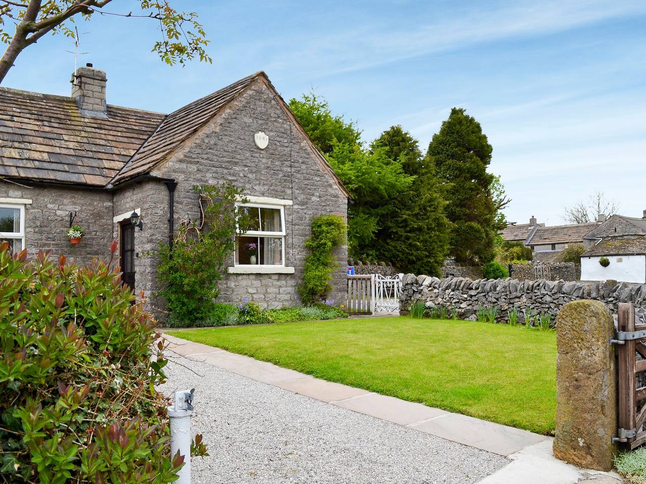 Holiday Rental for 2 People in Peak Forest, Peak District