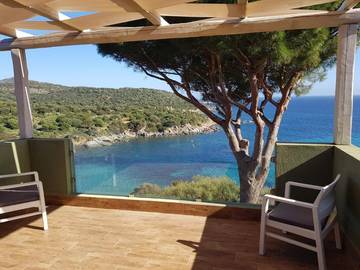 Vacation Rental for 8 Guests in Punta Molentis, Villasimius, Picture 3