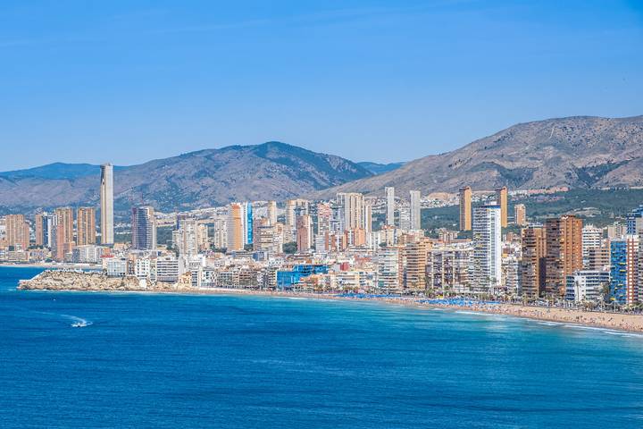 Apartment for 4 people, with terrace and garden in Benidorm