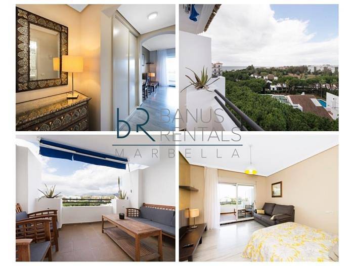 Vacation apartment for 2 people, with pool and ocean view as well as terrace in Marbella